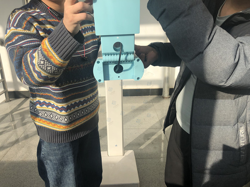 �������س�