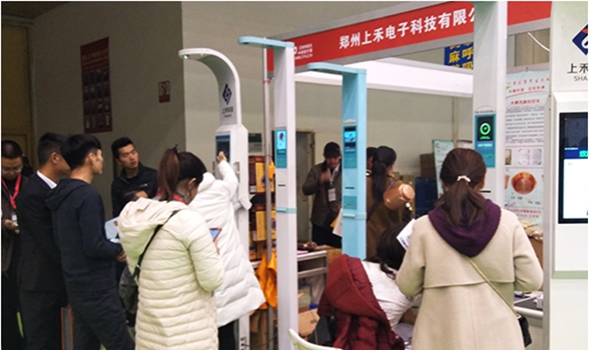 �������س�