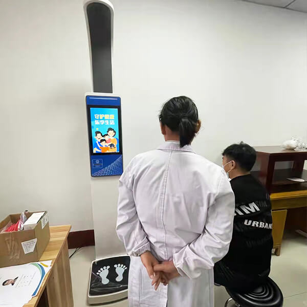 ��������������